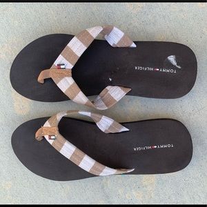 Tommy Hilfiger Flip Flop Sandal Size 9 Worn once